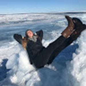 Meet your Posher, Carrie